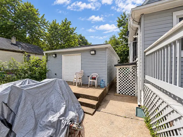 11820 S Harvard AVE, Chicago, IL 60628