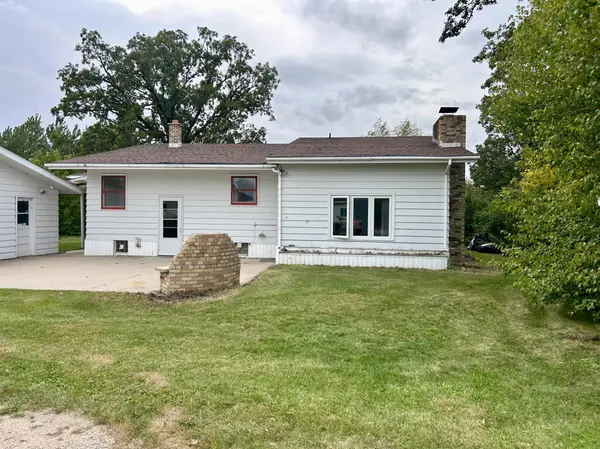 137 W 5th ST, Newfolden, MN 56738