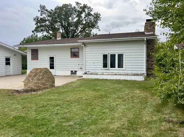 137 W 5th ST, Newfolden, MN 56738