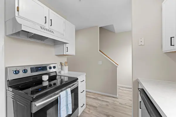 13092 Murdock TER, Eden Prairie, MN 55347