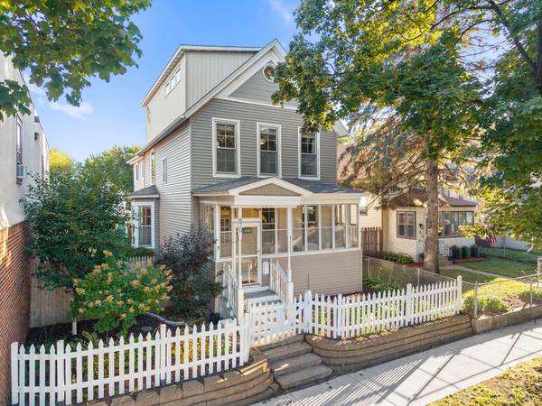 870 Randolph AVE, Saint Paul, MN 55102