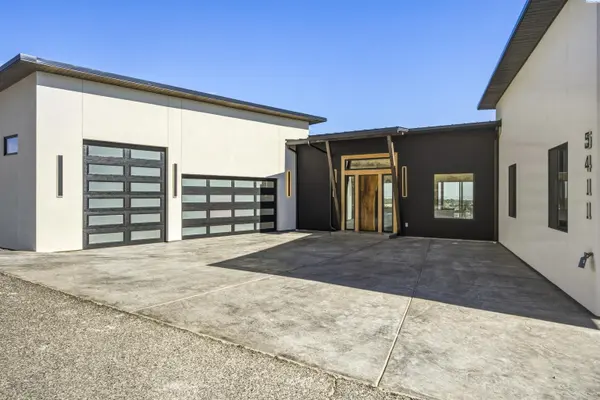 5411 Hershey Lane, West Richland, WA 99353