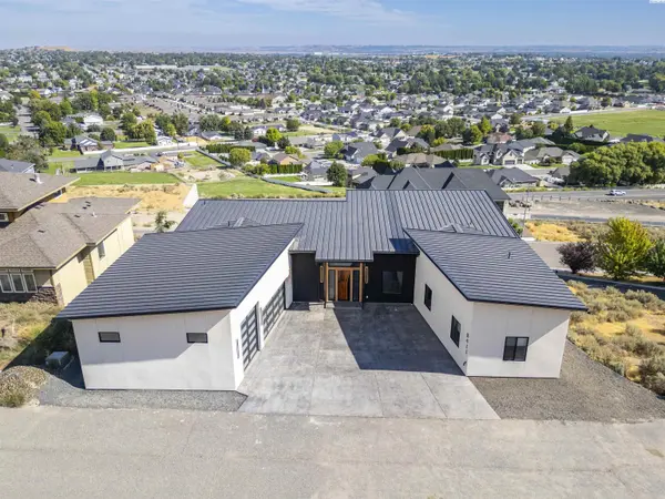 5411 Hershey Lane, West Richland, WA 99353