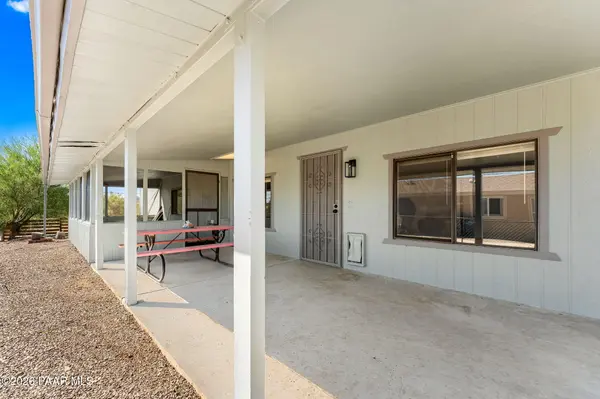 2069 W Smoketree DR, Wickenburg, AZ 85390