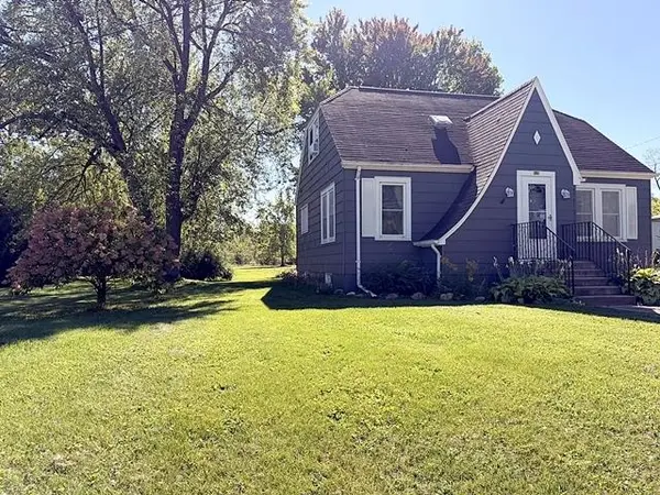 420 GREEN BAY AVE, Oconto Falls, WI 54154-0000