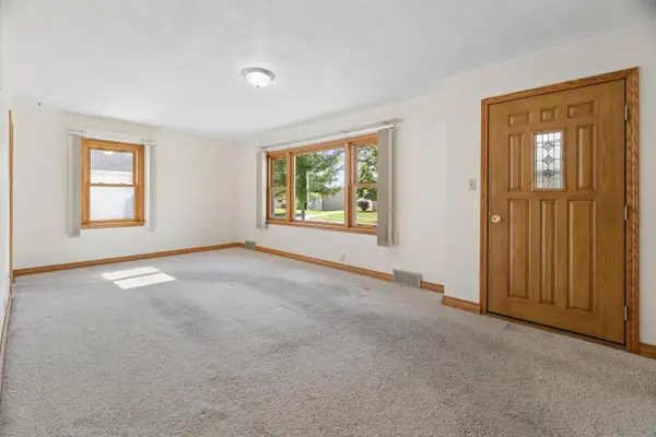 285 DAHL PL, Fond Du Lac, WI 54935