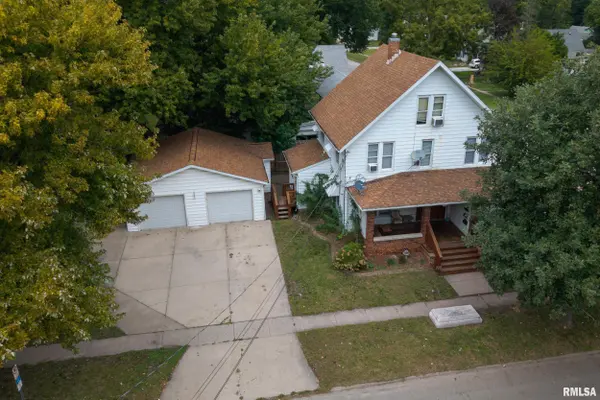 230 E PIERCE ST, Macomb, IL 61455