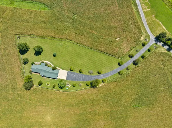 3901 Dortch Rd, Adams, TN 37010