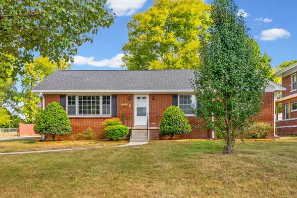 800 E 7th St, Hopkinsville, KY 42240