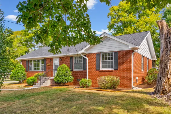 800 E 7th St, Hopkinsville, KY 42240