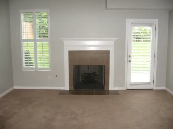 1066 Oakhall Dr, Mount Juliet, TN 37122