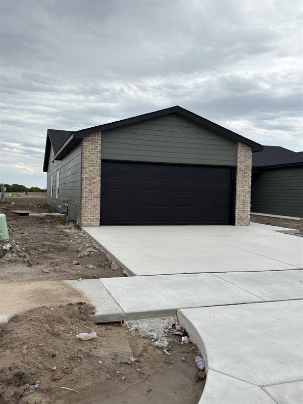 2920 S Denene St, Wichita, KS 67215
