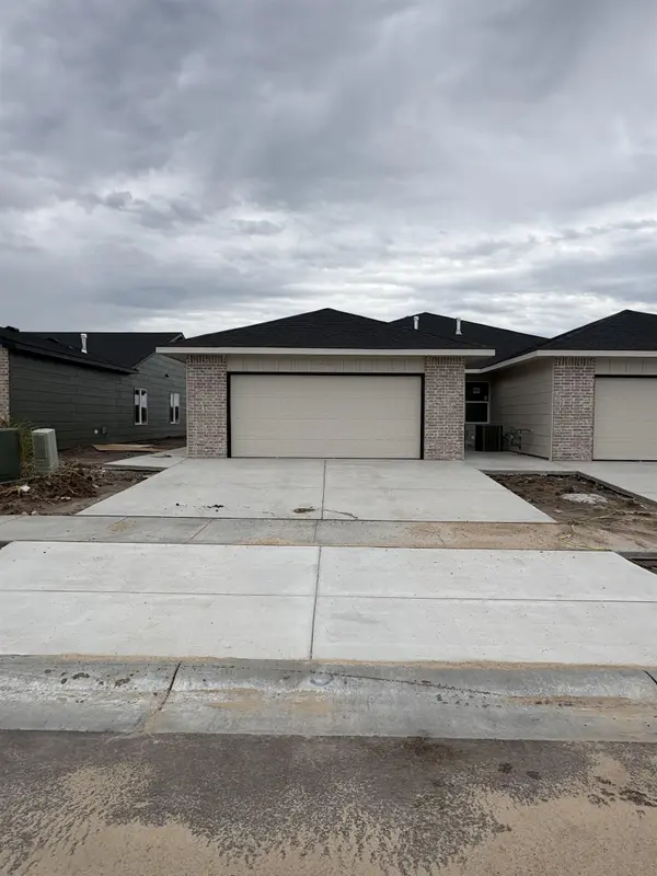 2924 S Denene St, Wichita, KS 67215