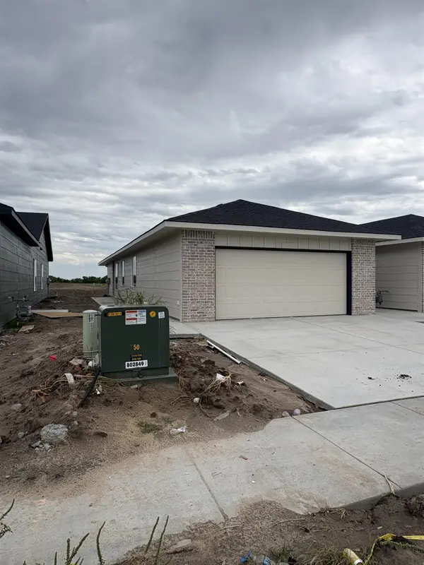 2924 S Denene St, Wichita, KS 67215