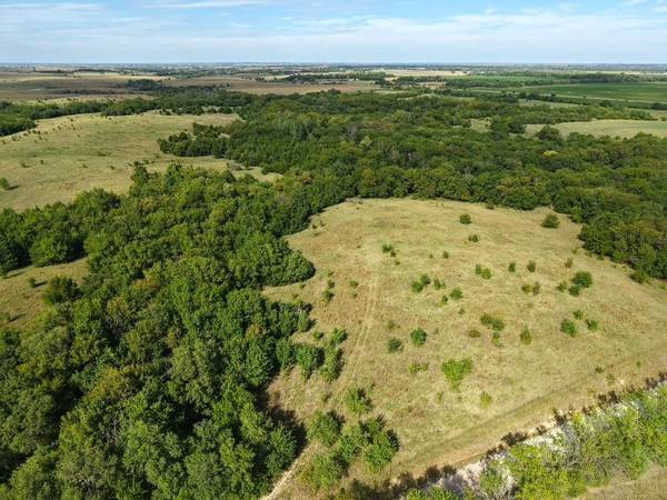 00000 W Mohawk Road, Canton, KS 67428