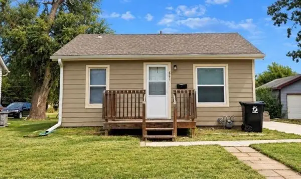 661 Montrose St., Salina, KS 67401