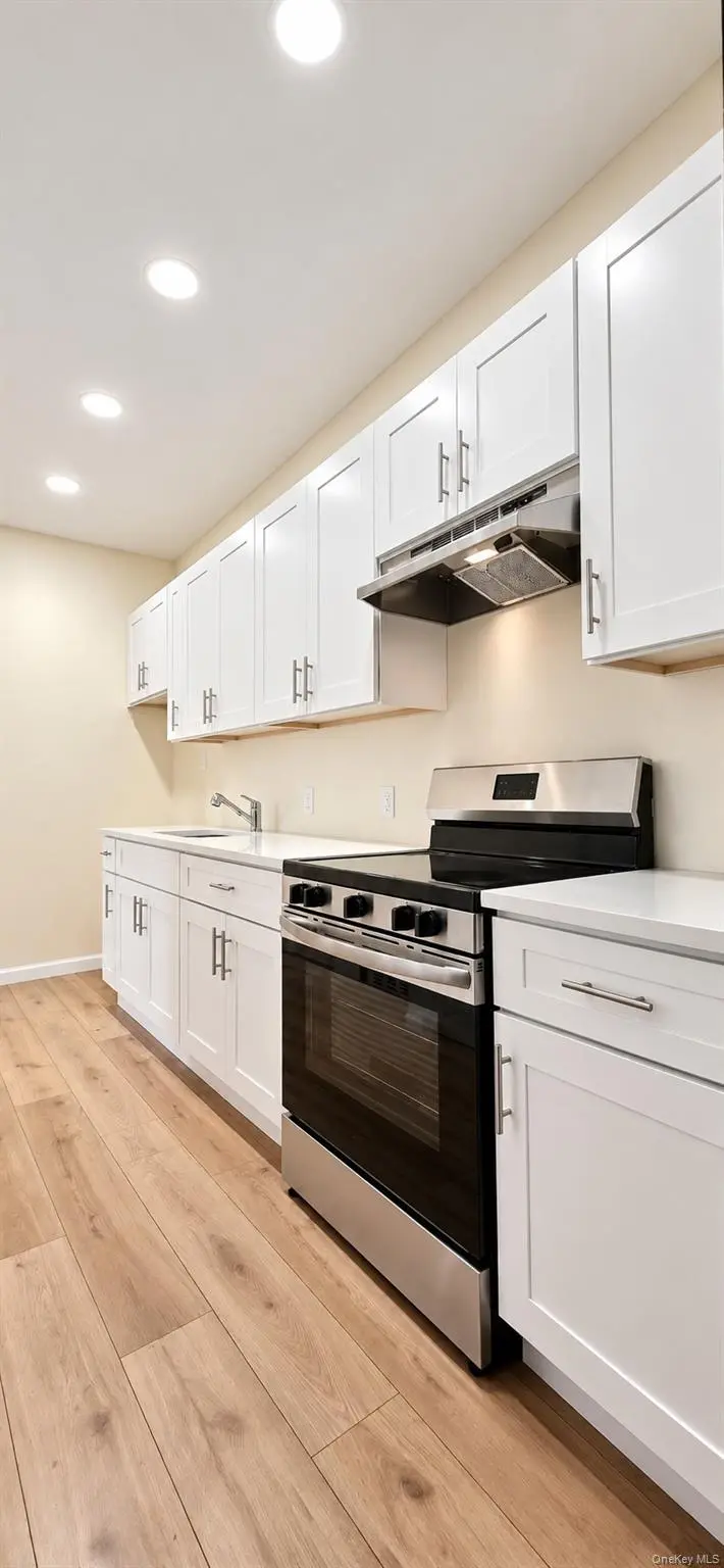 12 Balfour Street #3, Staten Island, NY 10305