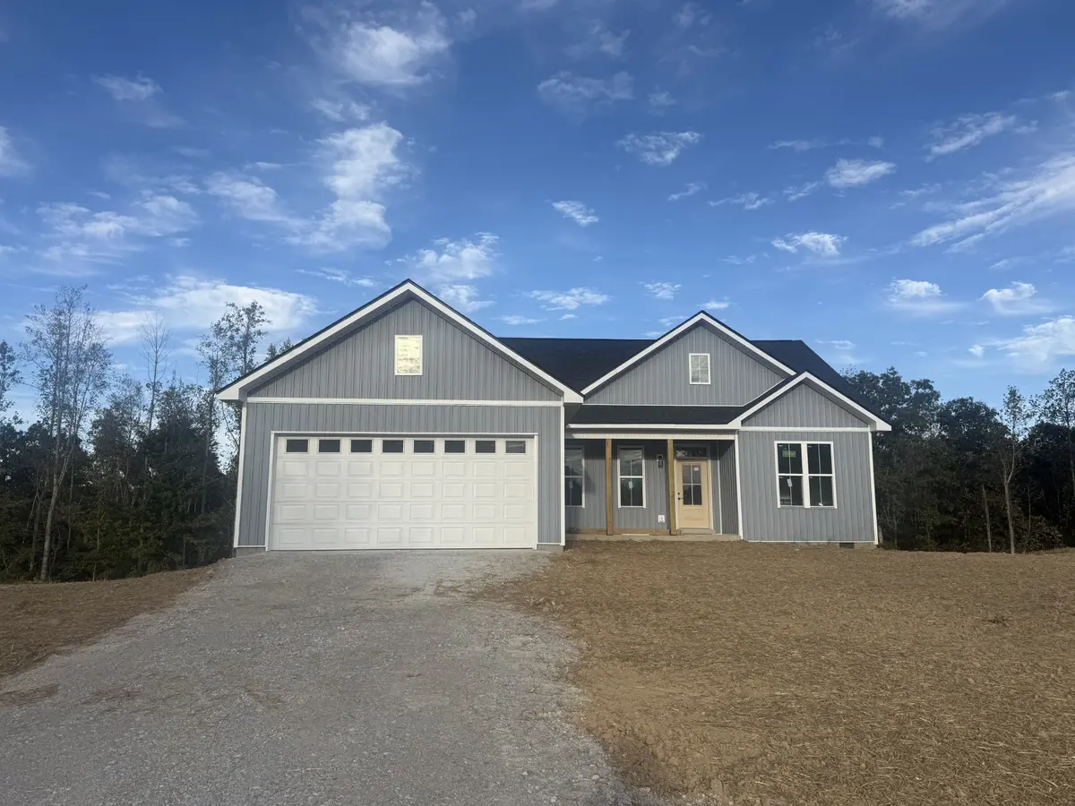 72 Ralph Travis Lane, Erin, TN 37061