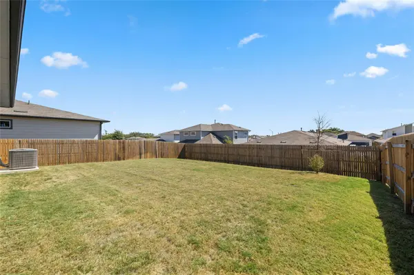 13817 Zuhause DR, Pflugerville, TX 78660