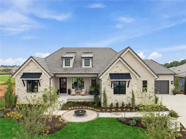 13719 Alhambra ST, Leawood, KS 66224