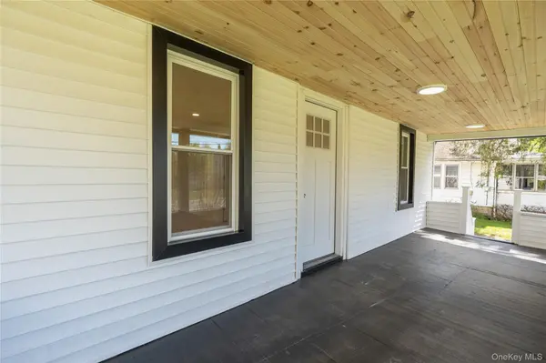 22 Seybolt AVE, Otisville, NY 10963