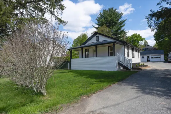 22 Seybolt AVE, Otisville, NY 10963
