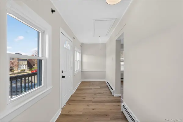 84 E Pine ST, Long Beach, NY 11561