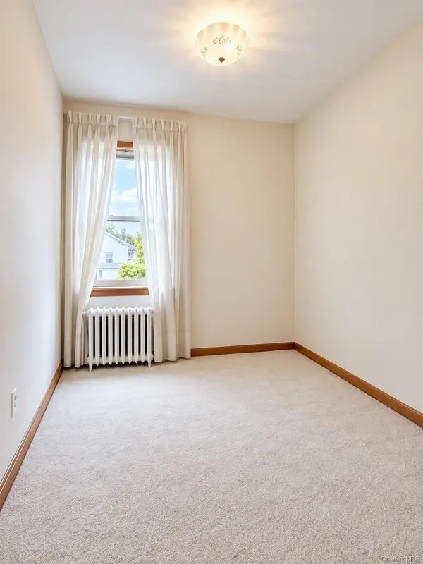 12 Balfour Street #3, Staten Island, NY 10305