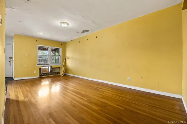 2048 E 53rd PL, Brooklyn, NY 11234