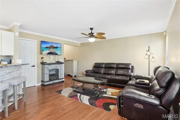 148 Rivermeade LN, Belleville, IL 62220