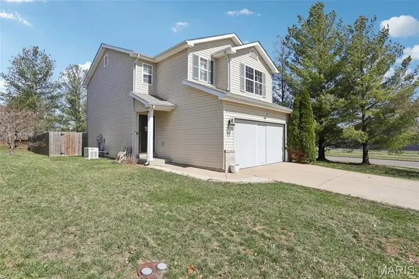 148 Rivermeade LN, Belleville, IL 62220