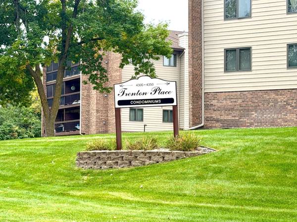 4350 Trenton LN N #311, Plymouth, MN 55442