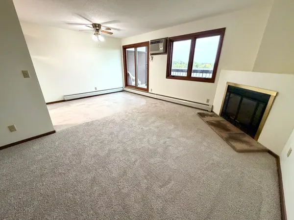 4350 Trenton LN N #311, Plymouth, MN 55442