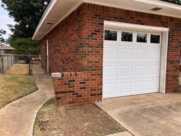 825 E Bouse DR, Midwest City, OK 73110
