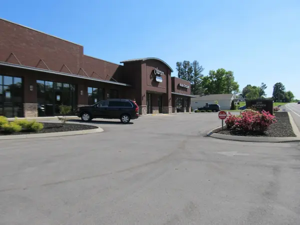 2721 Fairview Blvd, Fairview, TN 37062
