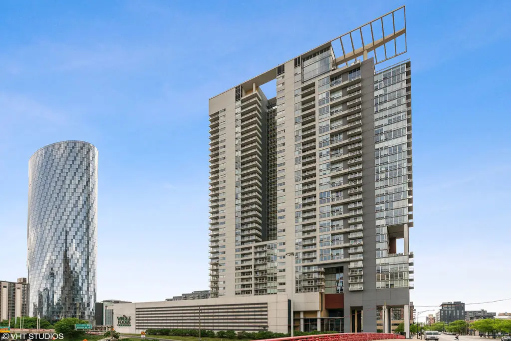 737 W Washington BLVD #3306, Chicago, IL 60661