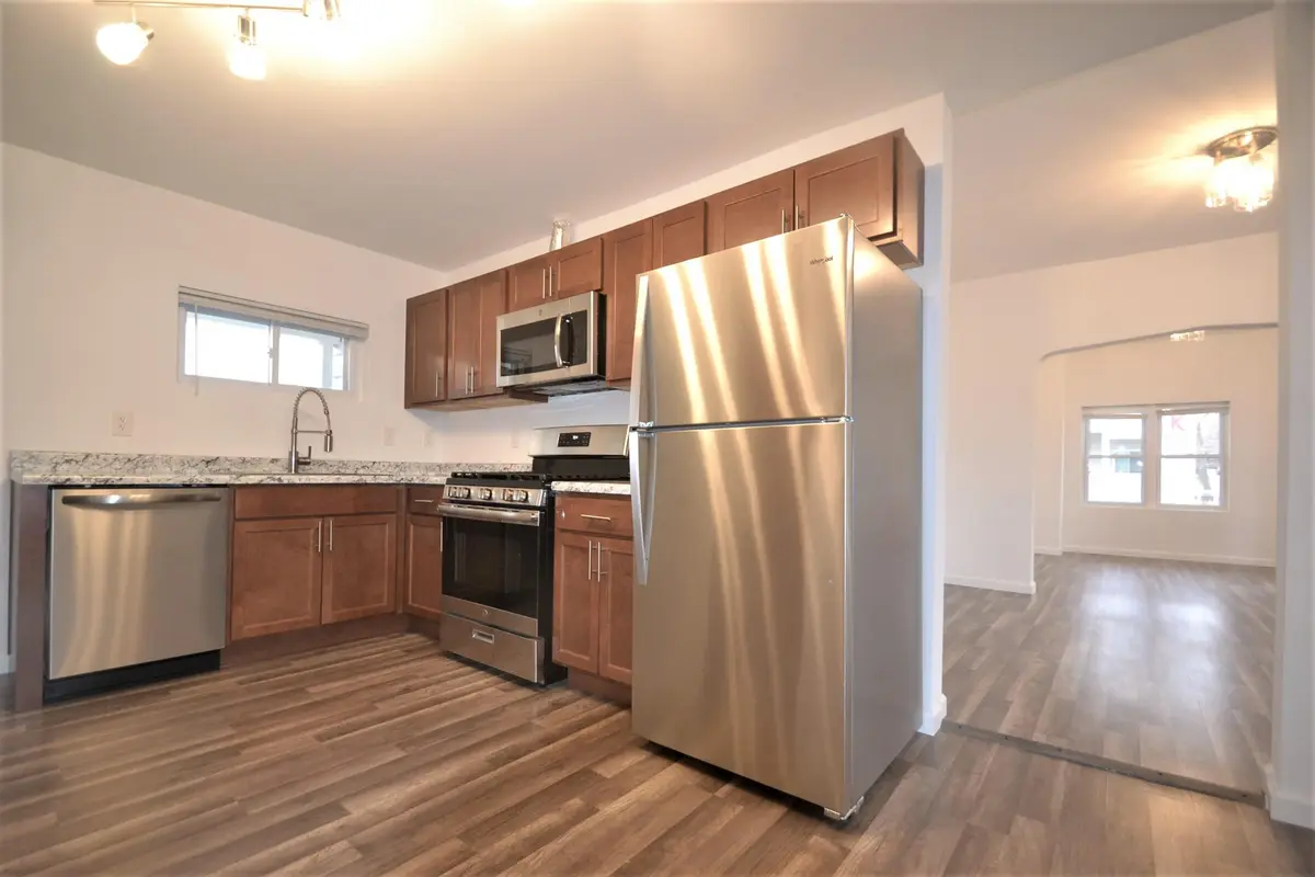 610 Union ST #1, Valparaiso, IN 46383