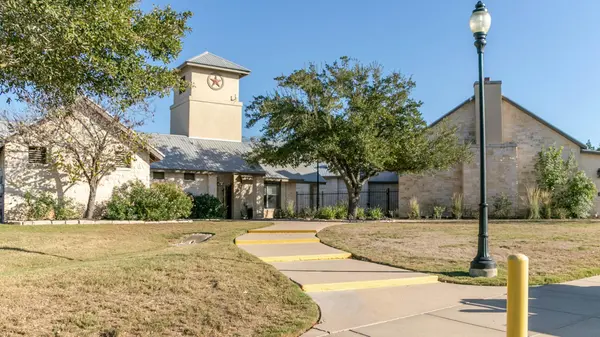 126 Kildrummy PASS, Alum Creek, TX 78602