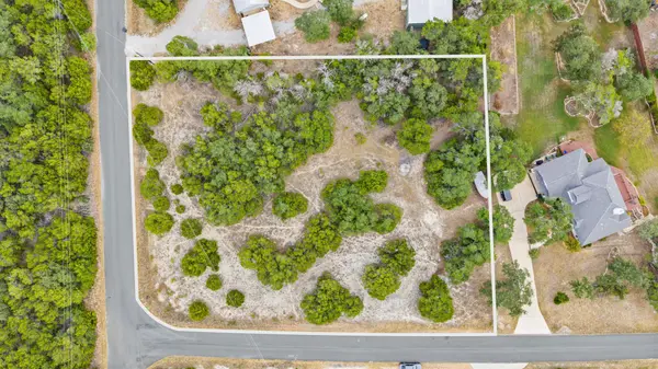 927 Debco LN, Spicewood, TX 78669
