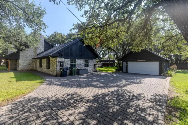 102 Independence DR, Liberty Hill, TX 78642