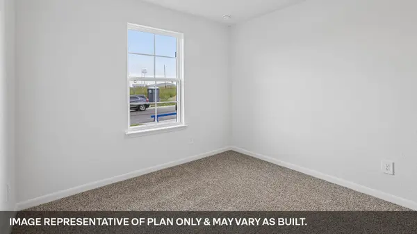 25548 Farmers Crop LN, Elgin, TX 78621