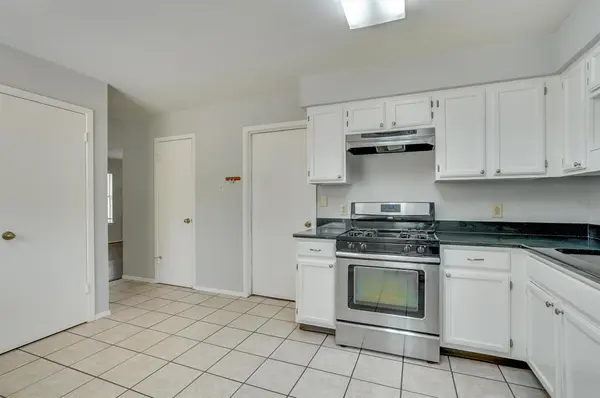 12716 Margit DR, Austin, TX 78729