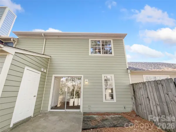 9028 Four Mile Creek RD, Charlotte, NC 28277