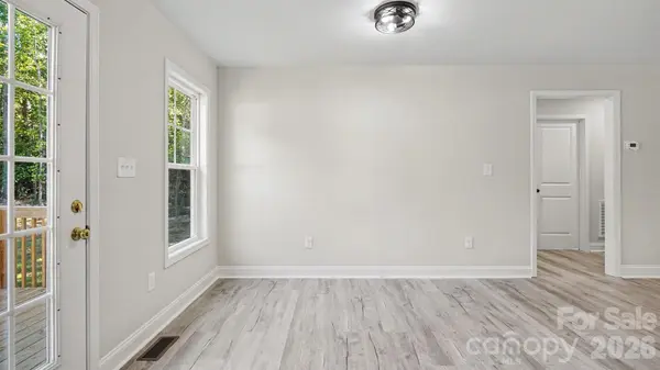 1825 Hollywood DR, Salisbury, NC 28144