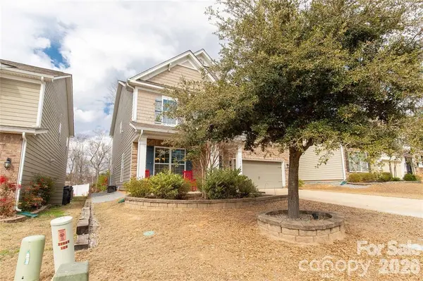 1372 Rainier DR, Fort Mill, SC 29708