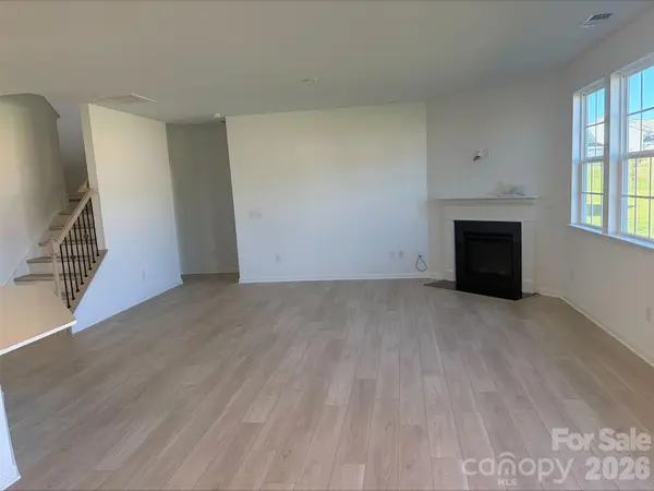 1634 Grassy Knoll TRL, Maiden, NC 28650