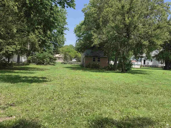 110 E 2nd, Hope, KS 67451