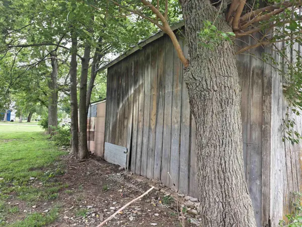 110 E 2nd, Hope, KS 67451