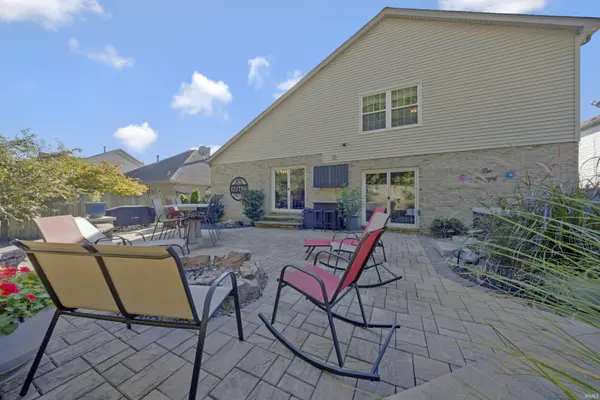 3666 Katalla DR, Newburgh, IN 47630