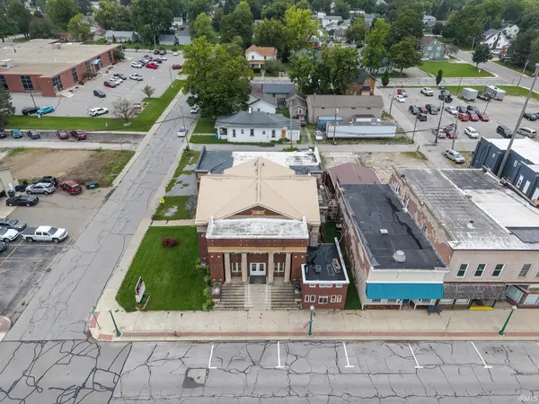 106 N Walnut ST, Columbia City, IN 46725